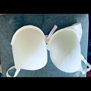 New white T-shirt material VS bra